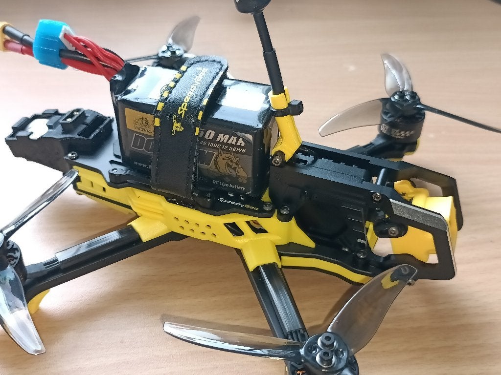 SpeedyBee Master 3X 3.5 inch HD met DJI-O4 (nieuw), Hobby en Vrije tijd, Modelbouw | Radiografisch | Helikopters en Quadcopters