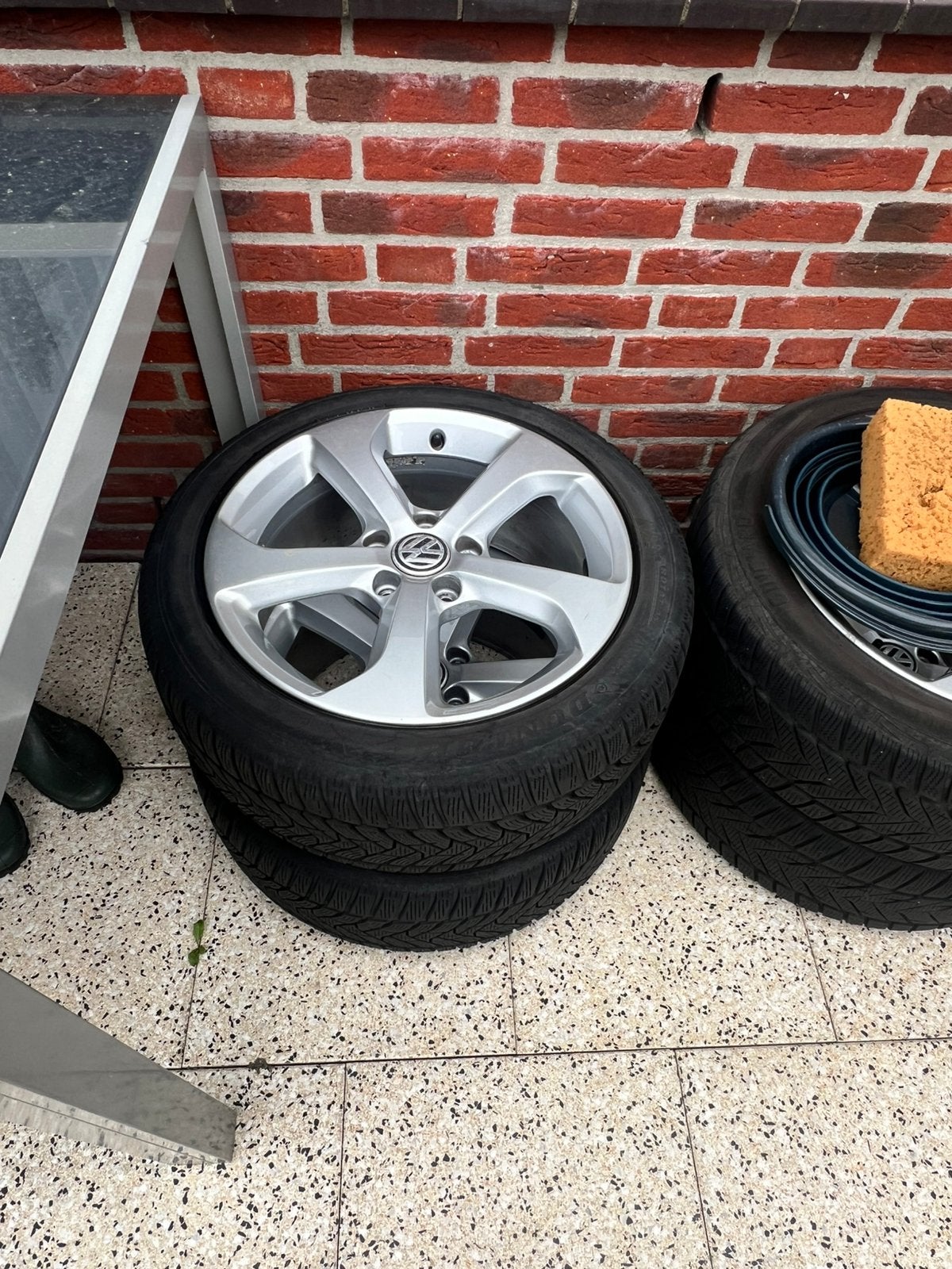VW 17 inch velgen, winterset., Auto diversen, Wieldoppen, Ophalen of Verzenden, Zo goed als nieuw