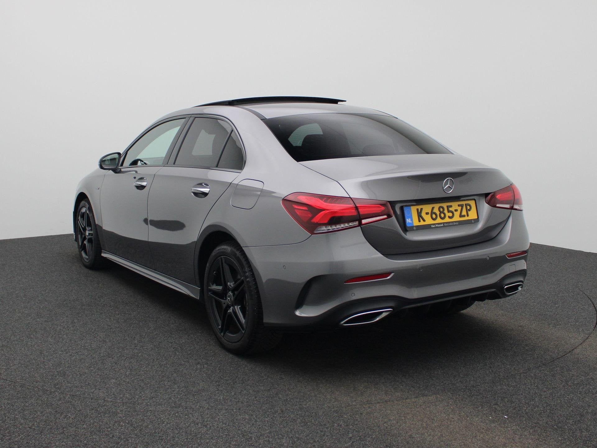 Mercedes-Benz A-klasse 250 e Business Solution AMG Limited A, Auto's, 12 maanden, Gebruikt, 4 cilinders, Leder en Stof