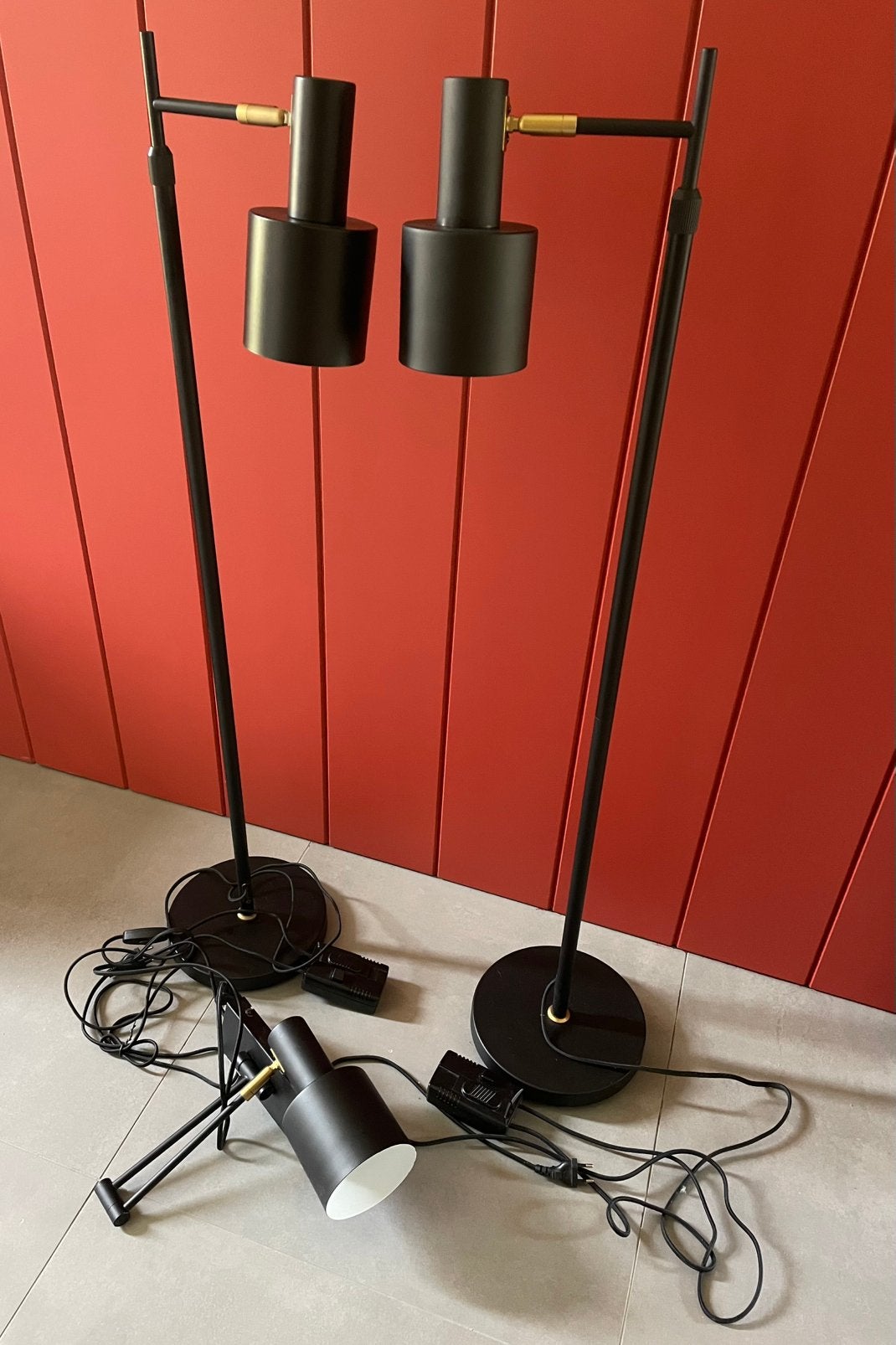 Karwei lampen nordin, zwart, 2 vloerlampen 1 wandlamp, Ophalen, Gebruikt, Metaal, 100 tot 150 cm