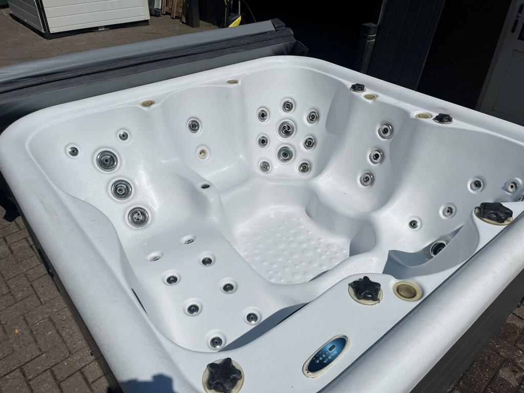 Luxe 6 pers. Spa Corsica Superior incl Garantie & Plaatsing, Ophalen, Zo goed als nieuw, Filter