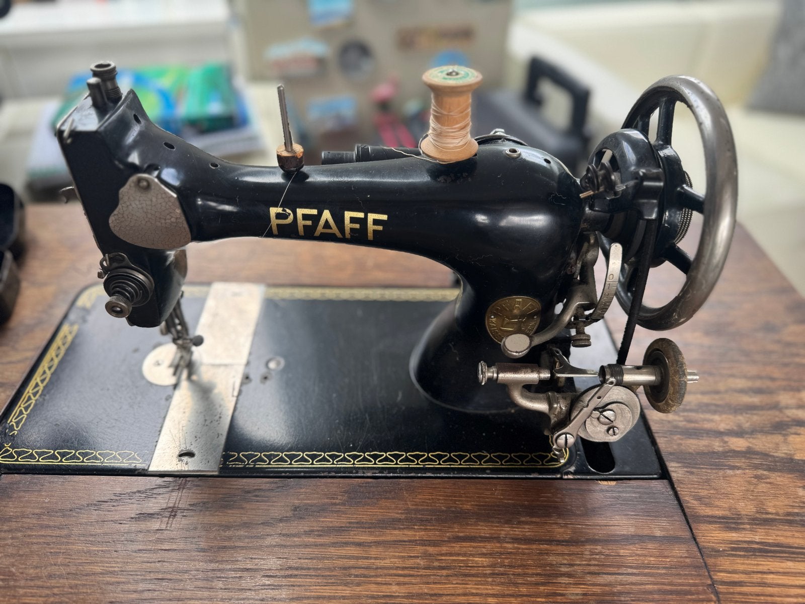 Antieke PFAFF naaimachine met handleiding en accessoires, Ophalen of Verzenden