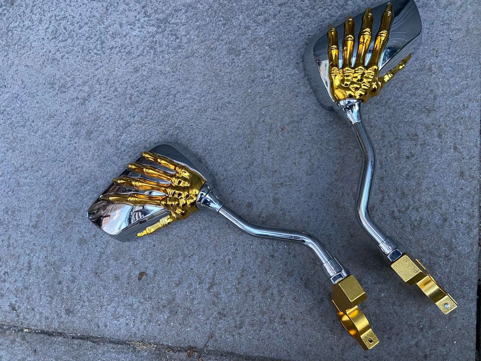 Gothic Stijl Voertuig Spiegels met Gouden Skelet Handen, Ophalen of Verzenden, Zo goed als nieuw