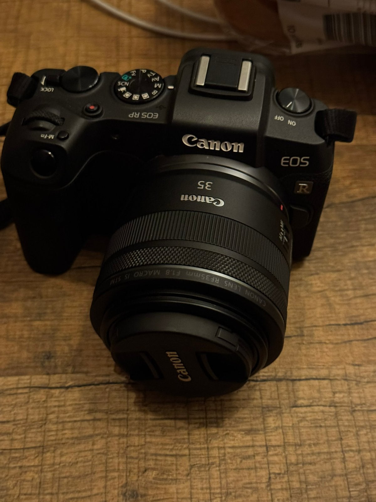 Canon EOS RP Full-Frame  met 2 lezen 2 batarijen, Audio, Tv en Foto, Fotocamera's Digitaal, Ophalen, Zo goed als nieuw, Canon