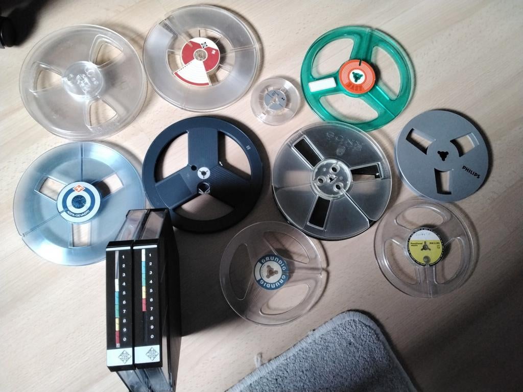 Lege reels voor de bandrecorder en wat opbergdozen., Audio, Tv en Foto, Bandrecorders, Ophalen of Verzenden
