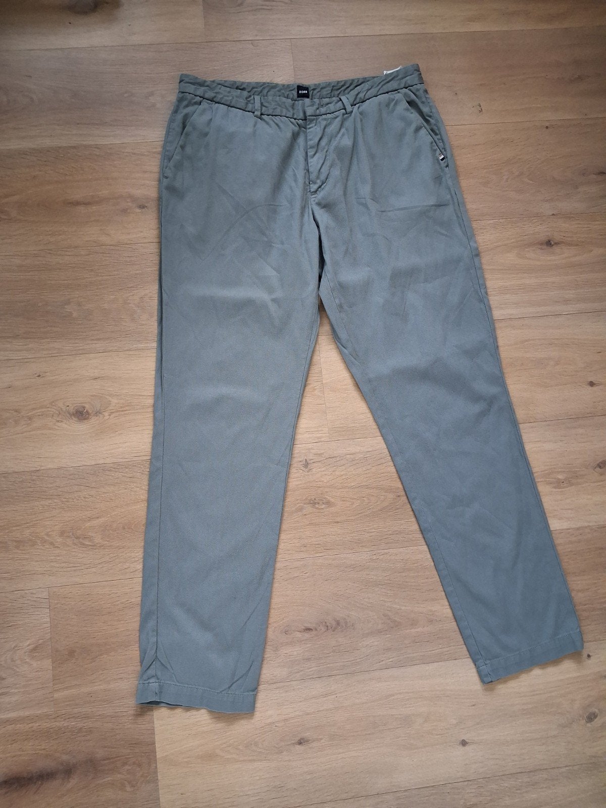 Hugo Boss Chino Broek W36 Slim Fit Groen - Zo goed als nieuw, Kleding | Heren, Broeken en Pantalons, Overige maten, Ophalen of Verzenden