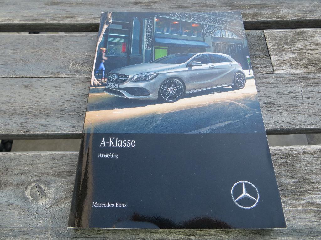Instructieboek Mercedes-Benz A-klasse W176 2016, Auto diversen, Handleidingen en Instructieboekjes, Ophalen of Verzenden
