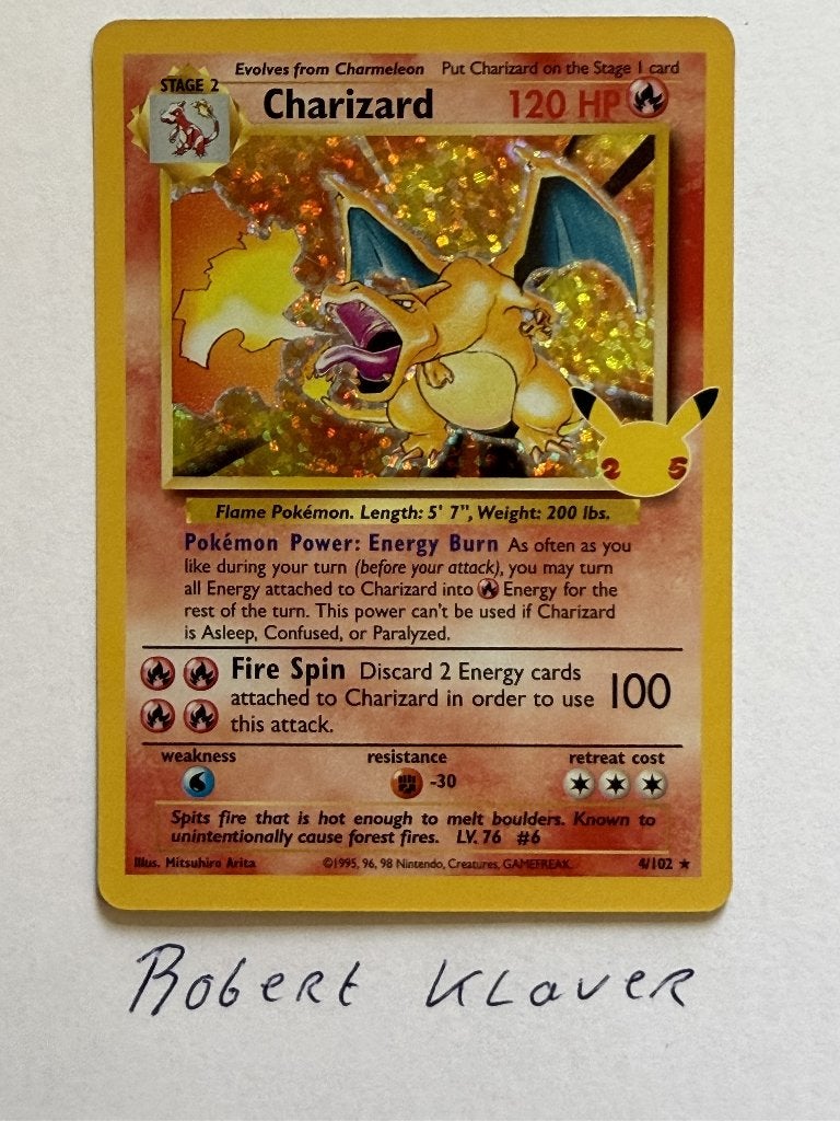 Charizard Celebrations 4/102, Hobby en Vrije tijd, Verzamelkaartspellen | Pokémon, Ophalen of Verzenden, Nieuw, Losse kaart