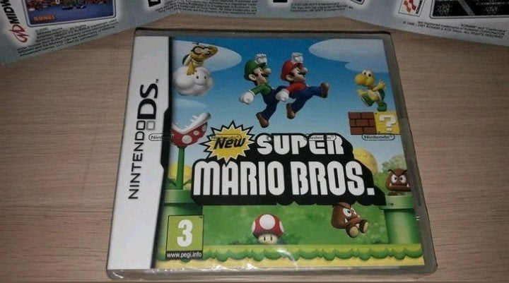 New Super Mario Bros (NDS) factory sealed nieuw!, Spelcomputers en Games, Avontuur en Actie, Nieuw, Ophalen of Verzenden, 3 spelers of meer