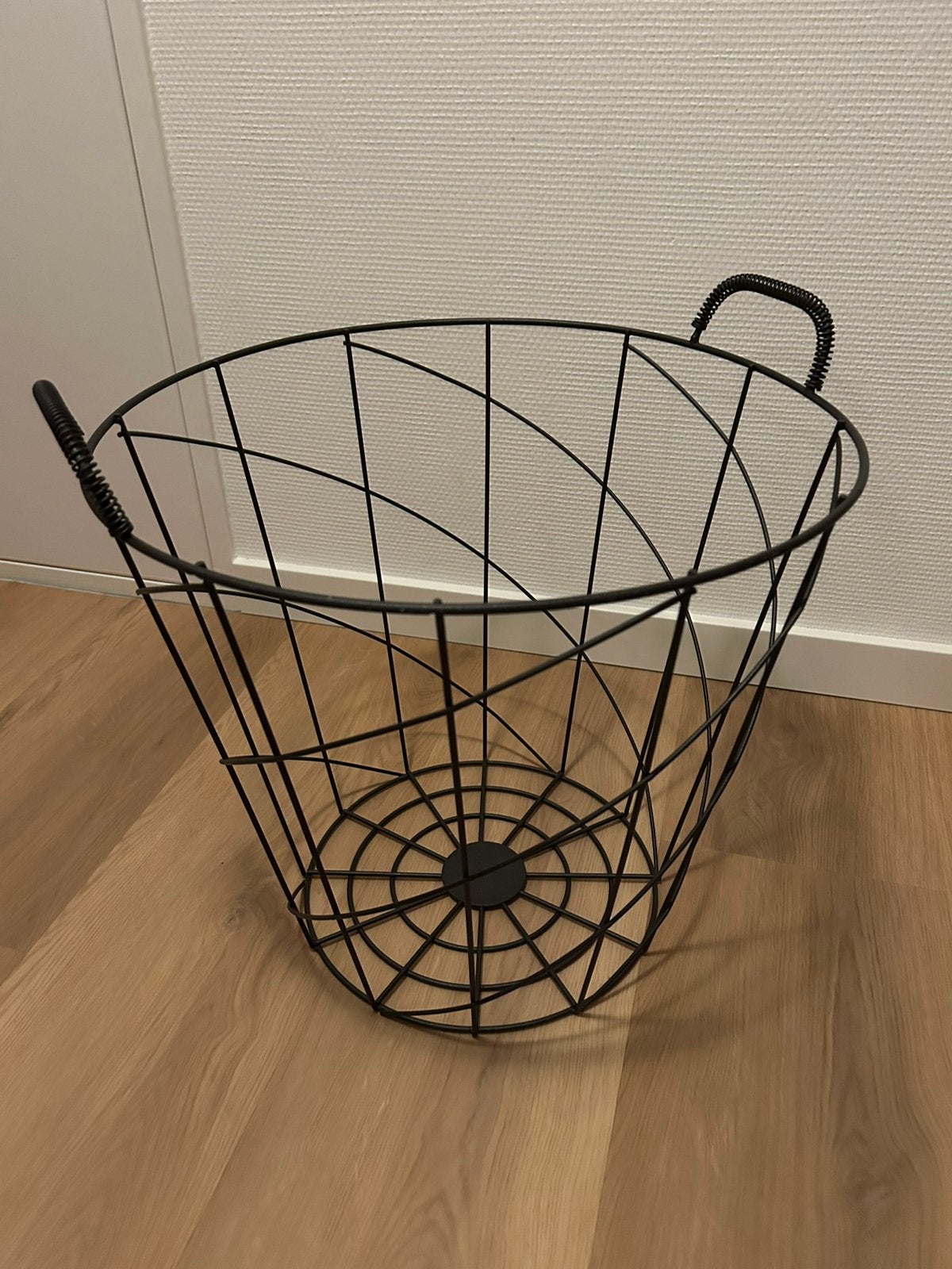 Grote metalen draadmand, Ophalen, Met handvatten, Mand, Rond