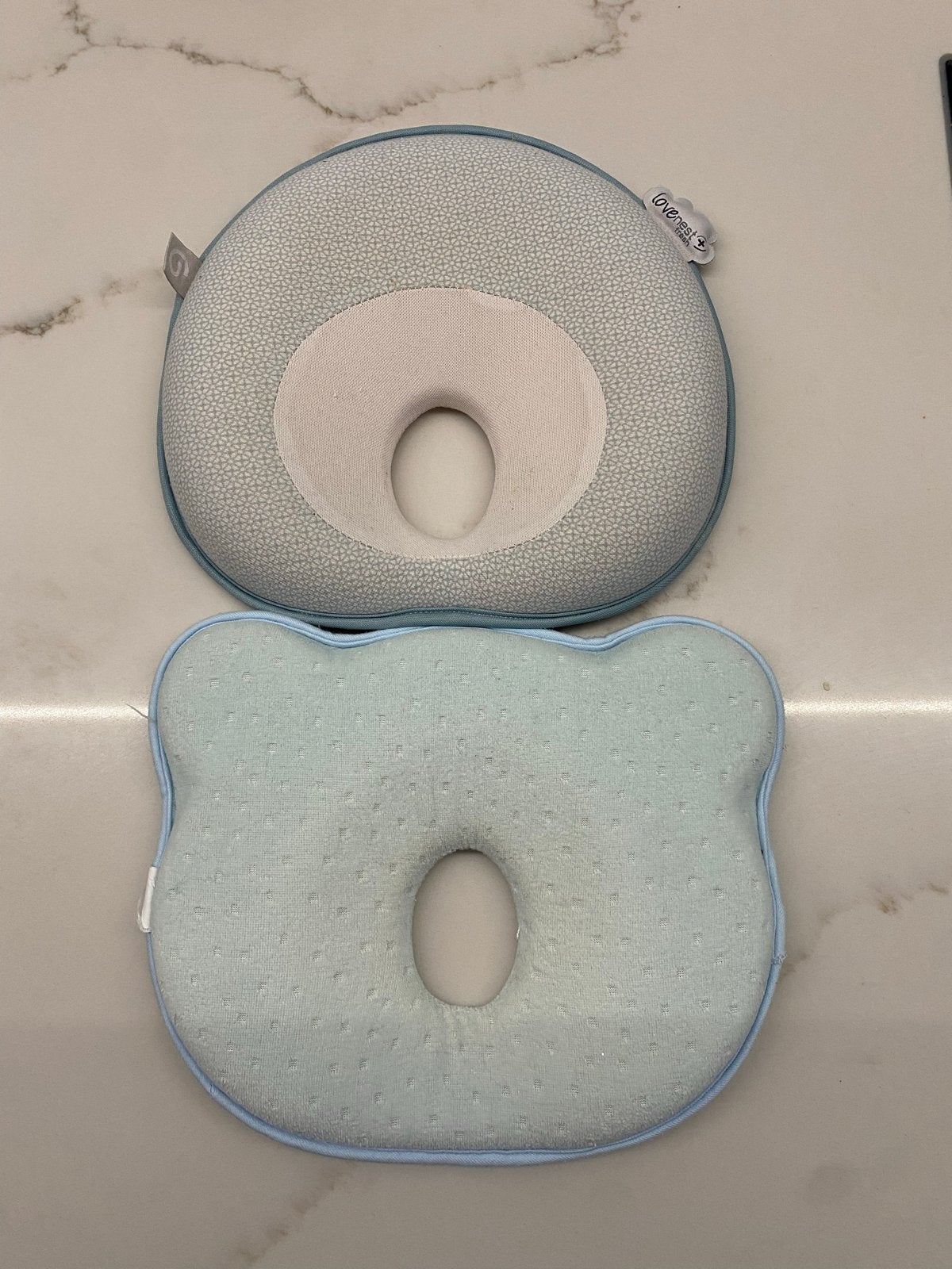 2x LoveNest+ Babykussen / Hoofdkussen Baby – Goede Staat, Ophalen of Verzenden, Gebruikt