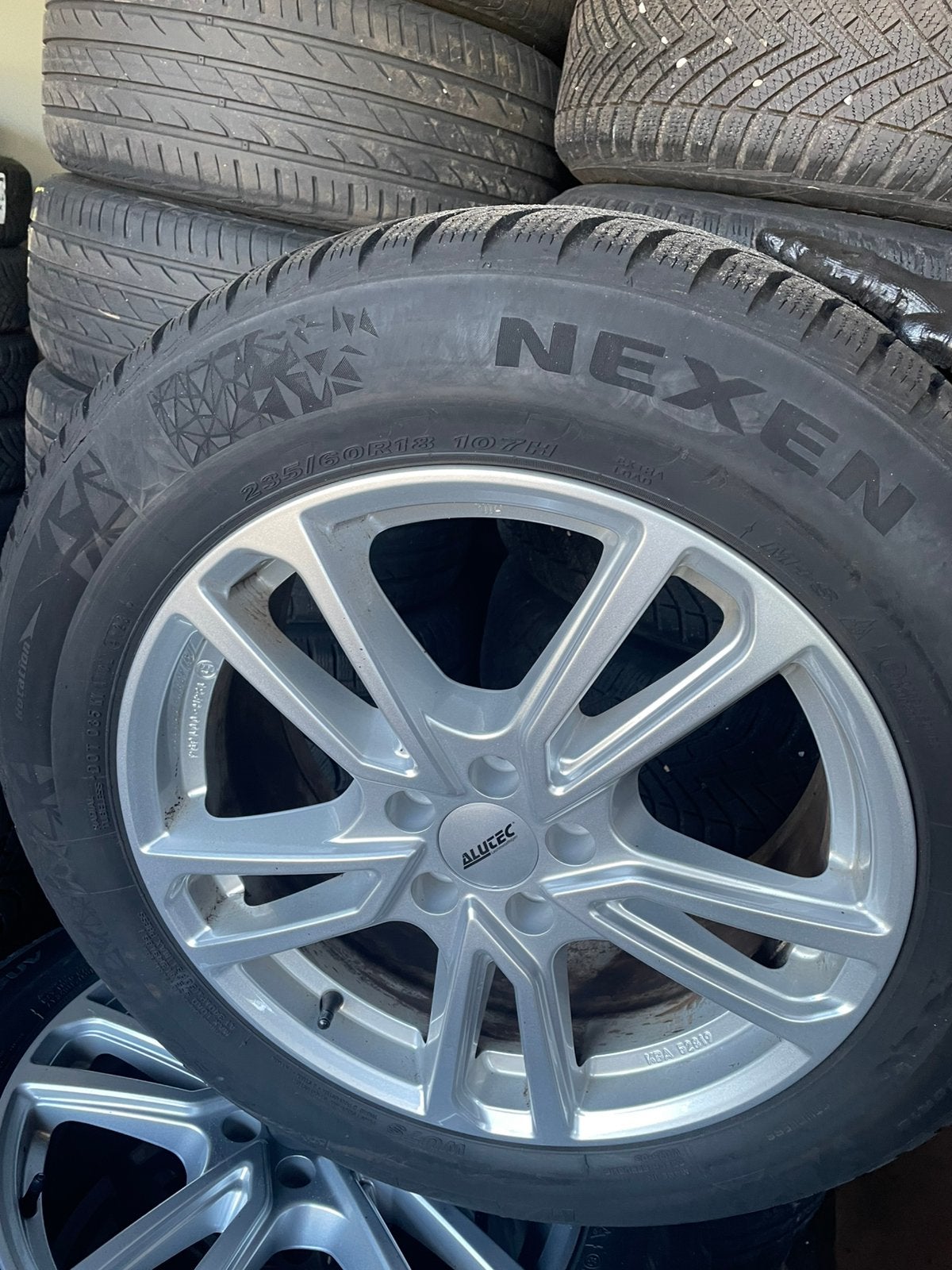 Winterbanden Volvo XC60 >2017, Ophalen, 18 inch, Gebruikt, Banden en Velgen