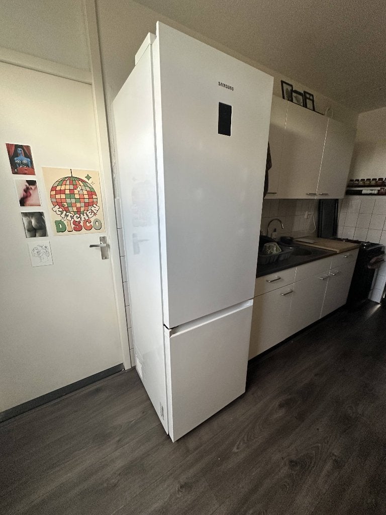 Samsung No Frost koel-vriescombinatie (2 jaar oud), Ophalen, 200 liter of meer, 160 cm of meer, Zo goed als nieuw