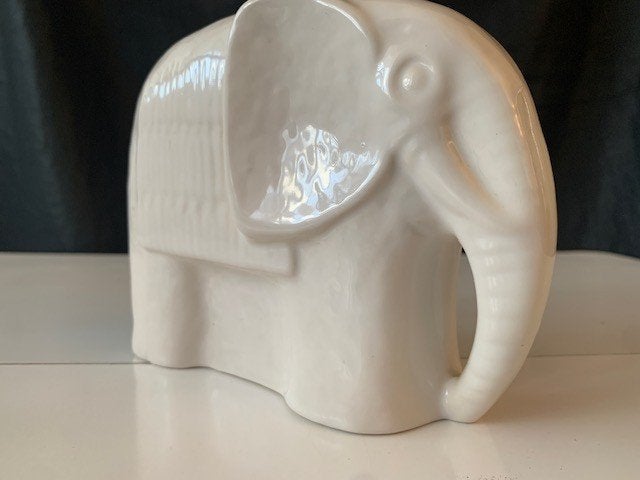 vintage porseleinen olifant, Antiek en Kunst, Antiek | Porselein, Ophalen of Verzenden