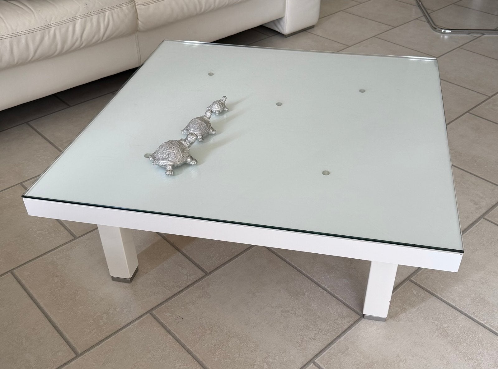 Moderne witte salontafel met glazen blad, Ophalen, Gebruikt, Vierkant, 50 tot 100 cm