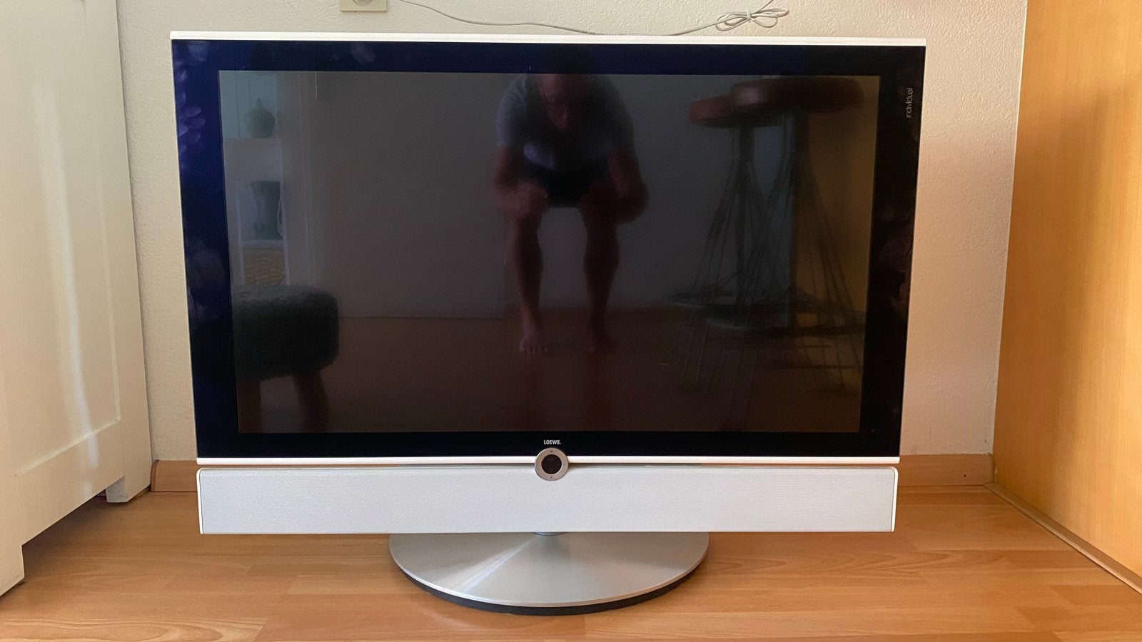 TEAB: Loewe Individual 40 3D Compose 400 DR+ TV, Ophalen, Gebruikt, LCD, 100 Hz