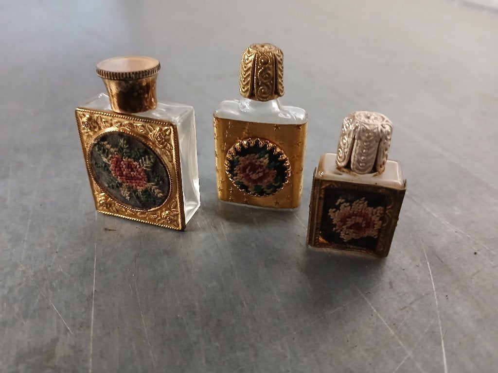 3 vintage parfumflesjes petit point, Antiek en Kunst, Ophalen of Verzenden