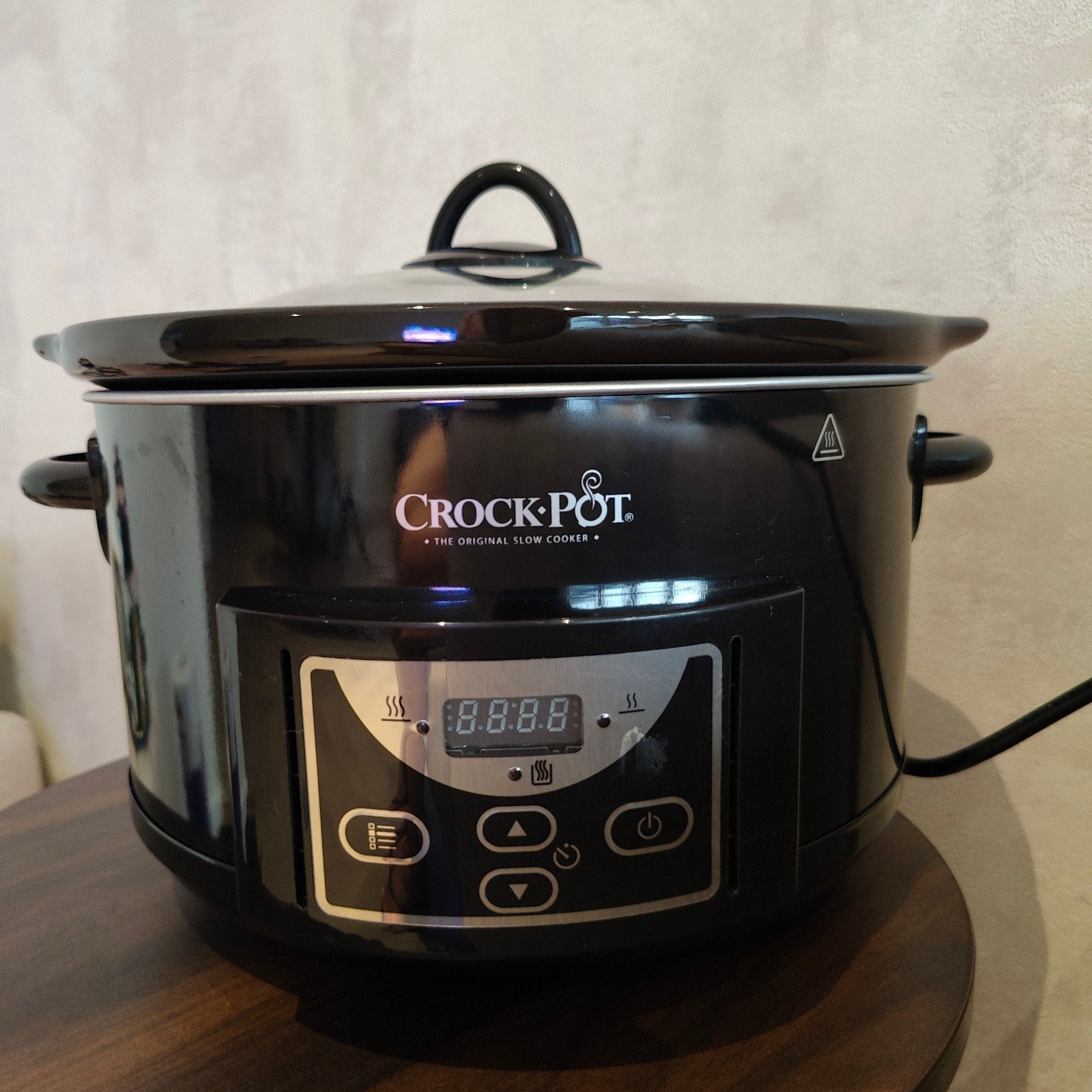 Crock-Pot 4.7L Digitale Slowcooker met Kookboek, Ophalen, Zo goed als nieuw