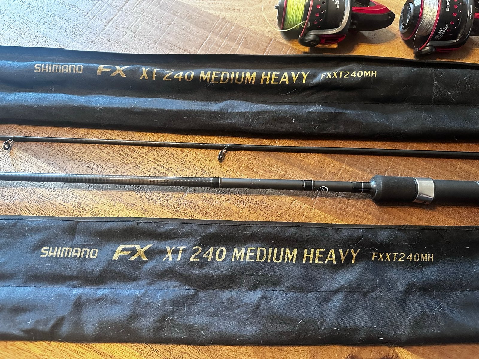 Shimano FX XT 240 Medium Heavy hengels met molens, Ophalen, Zo goed als nieuw, Complete hengel