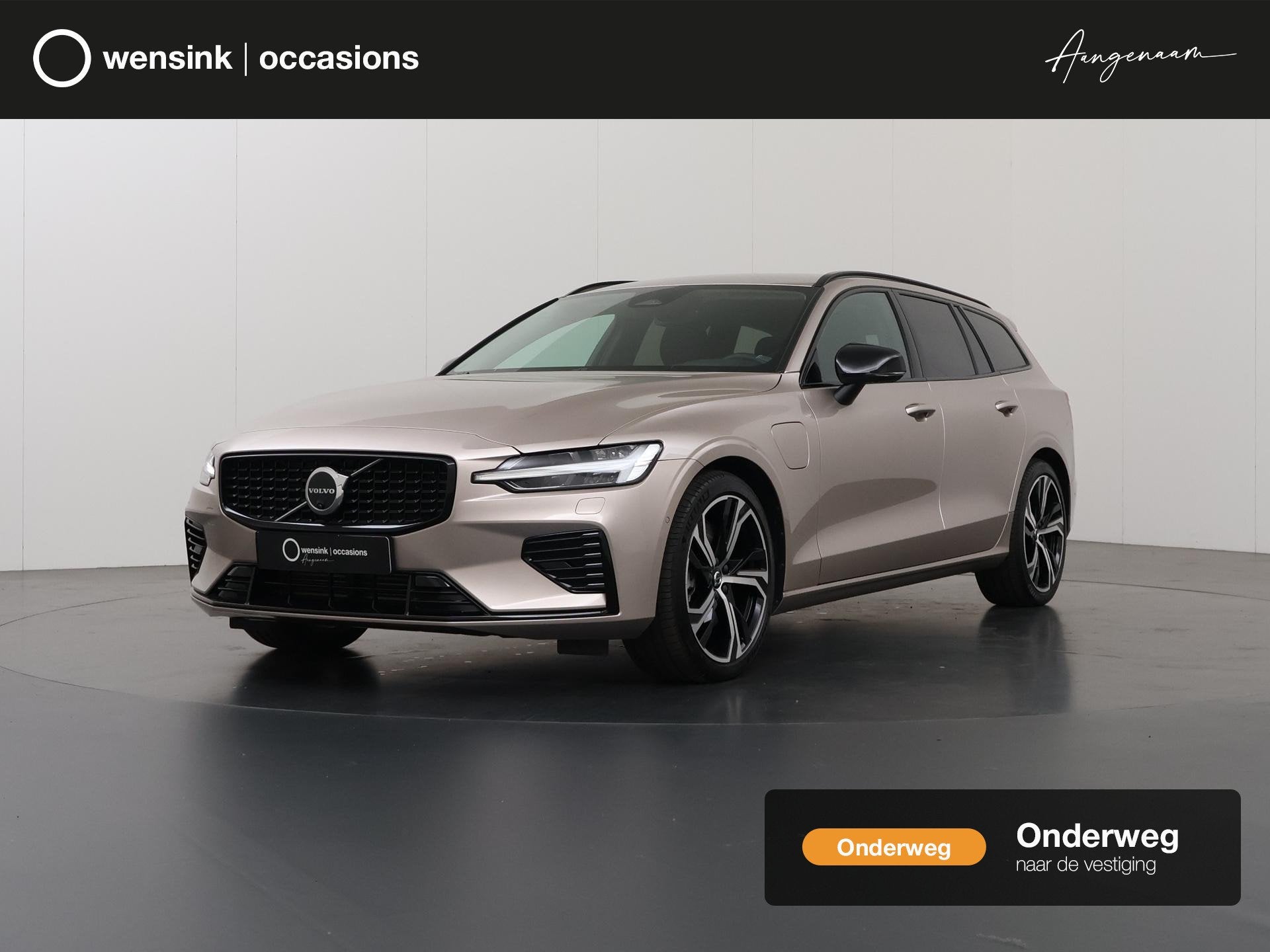 Volvo V60 2.0 T8 Plug-in hybrid AWD Plus Dark | 360 Camera |, Automaat, Dealer onderhouden, Gebruikt, Euro 6