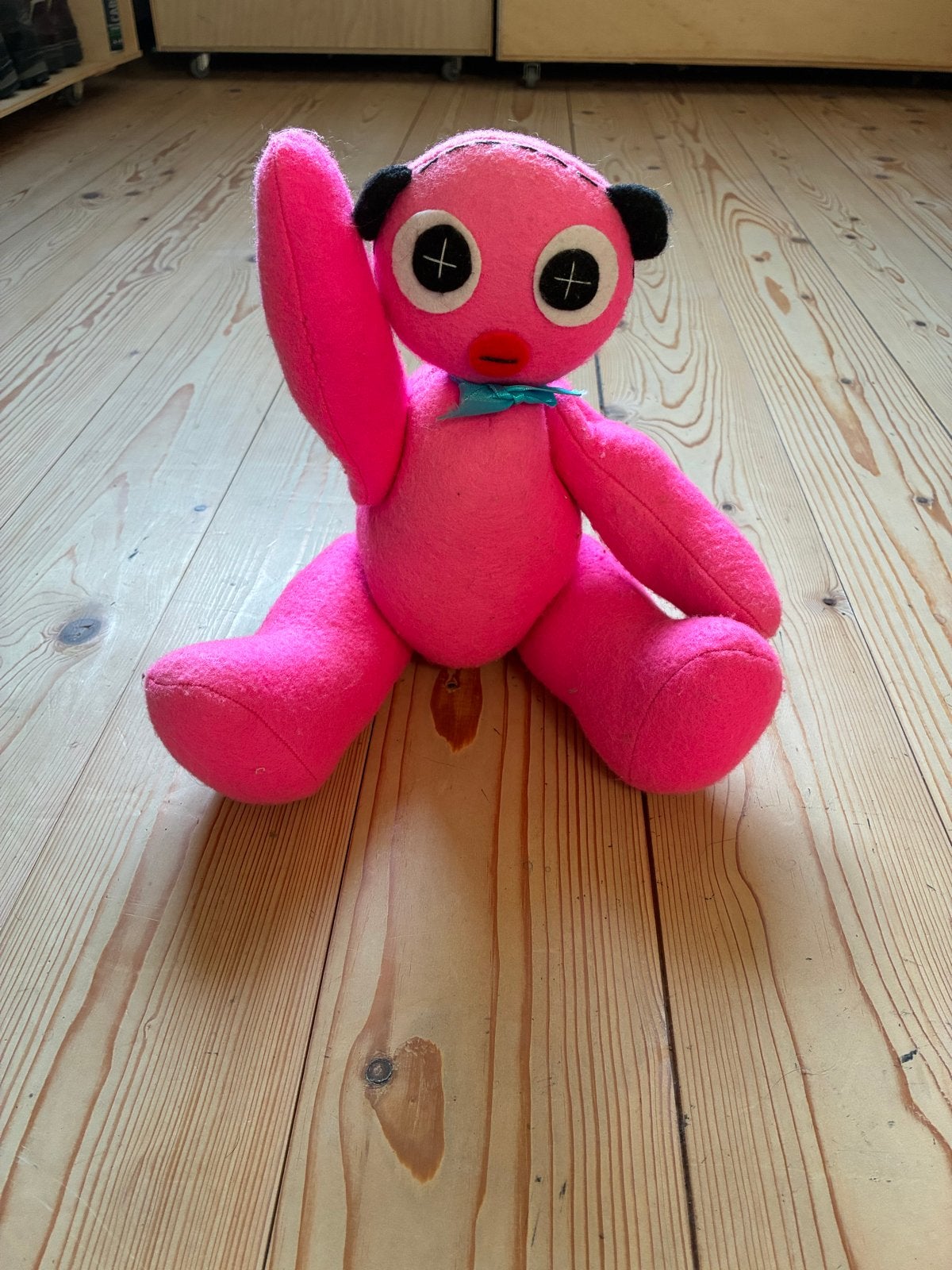 Roze knuffel met knoopogen en strikje, Ophalen, Gebruikt, Overige merken, Overige typen