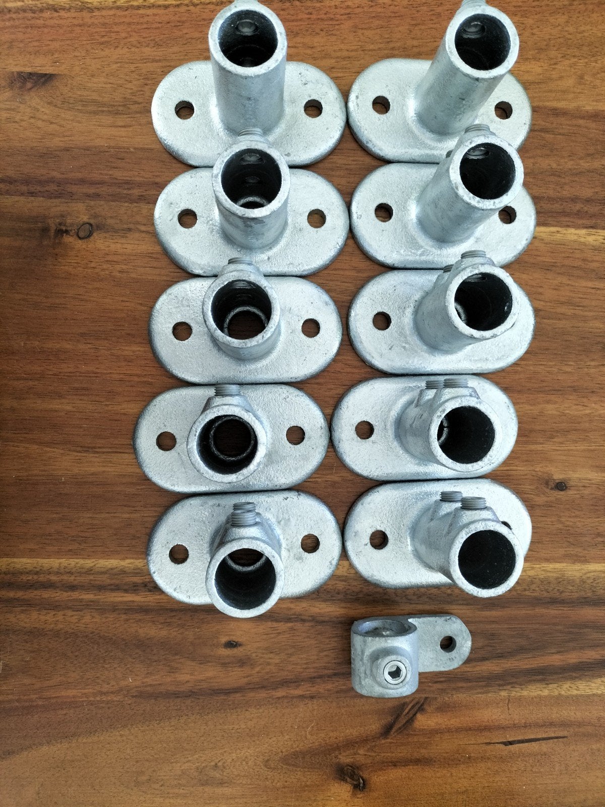 Bevestigingsplaten voor aluminium steigerbuizen 26,9 mm, Ophalen, Nieuw, Minder dan 50 mm, Overige typen