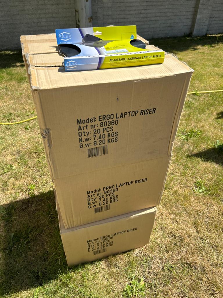 Filex Ergonomische Laptop Verhoger - Partij 110 Stuks, Computers en Software, Ophalen of Verzenden, Nieuw, In hoogte verstelbaar