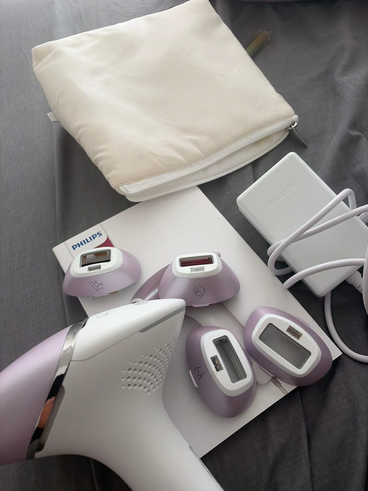 IPL Philips 9900 Lumea laserapparaat, Ophalen of Verzenden, Zo goed als nieuw, Scheren en Epileren