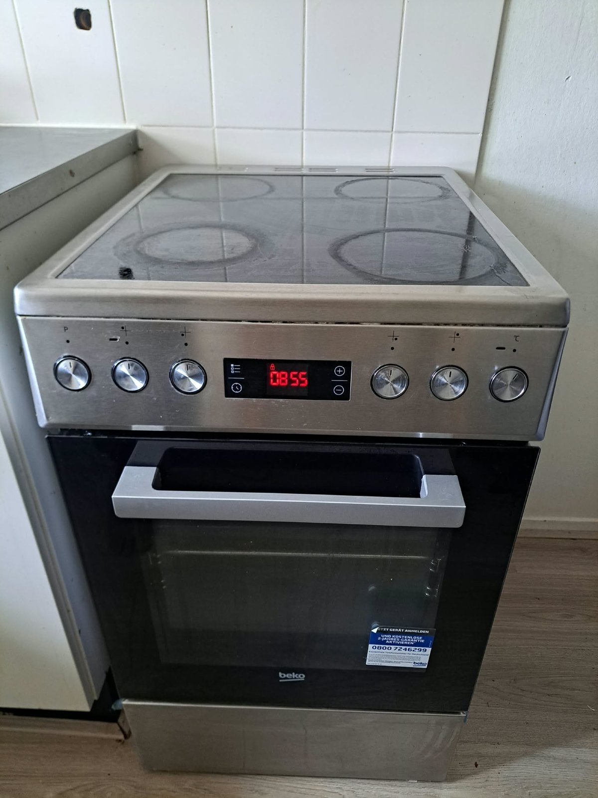 Beko Keramisch fornuis, Witgoed en Apparatuur, Ophalen, Keramisch, 4 kookzones, Zo goed als nieuw