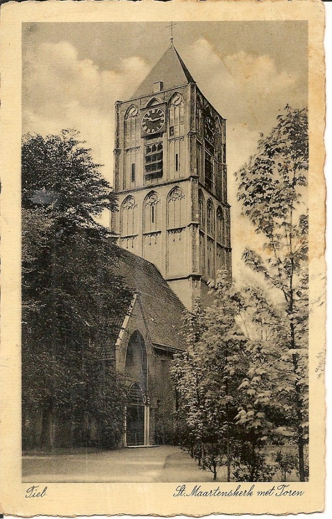 Oude ansichtkaart Tiel - St. Maartenskerk met Toren, Ophalen of Verzenden, 1940 tot 1960, Gelopen, Gelderland