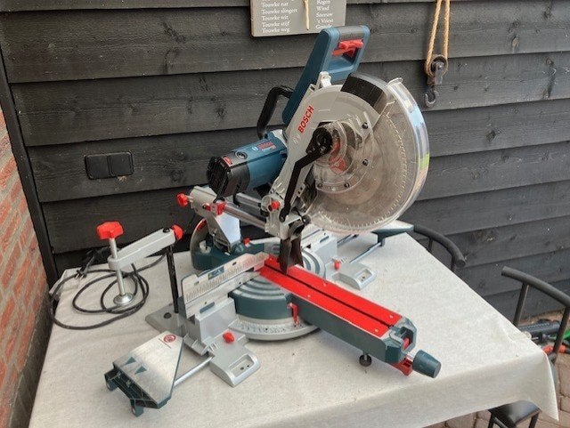 z.g.a.n.afkortzaag bosch gcm 12 sde 305 mm doorsnede, Ophalen, 1200 watt of meer, Afkortzaag, 30 tot 70 mm
