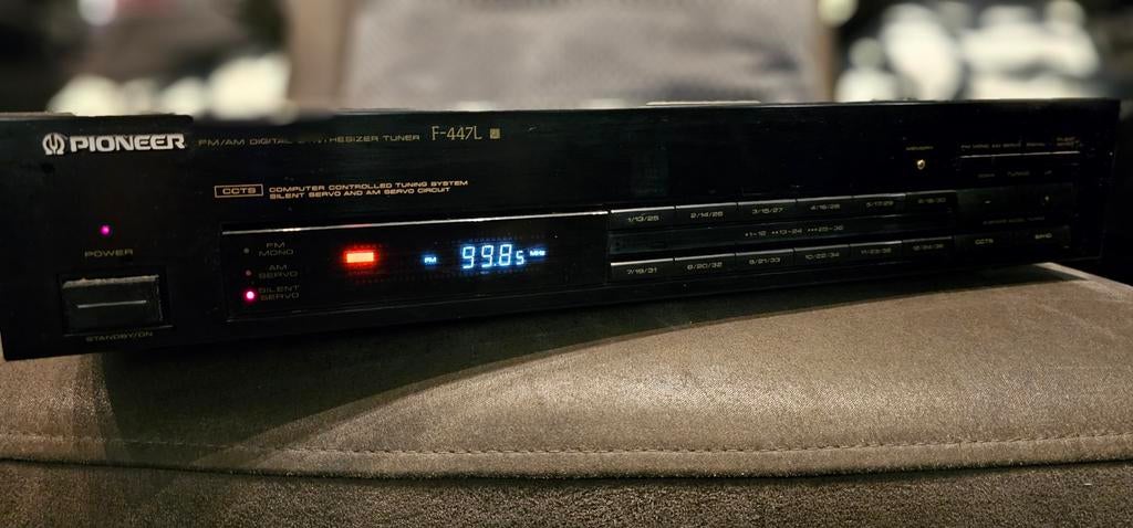 2x Pioneer F-447L Tuner in goede staat, Audio, Tv en Foto, Tuners, Ophalen