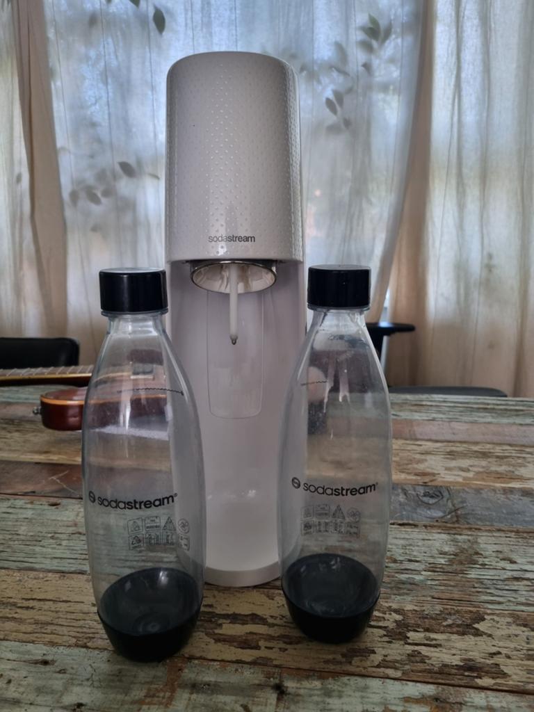 Sodastream met 2 flessen (exp. 2026 en 2027), Witgoed en Apparatuur, Ophalen of Verzenden, Gebruikt