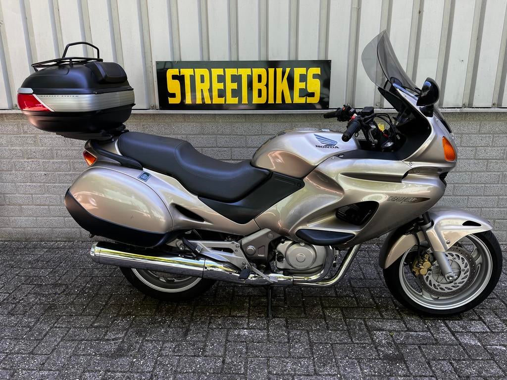Honda NT 650 V DEAUVILLE (bj 1999), Bedrijf, Toermotor, 647 cc