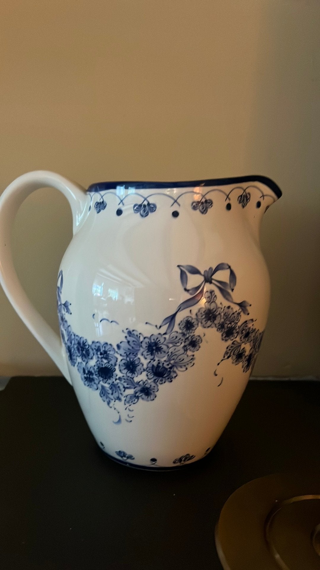 Prachtige vaas ban Bleu Garland blauw met creme/wit, Antiek en Kunst, Ophalen of Verzenden