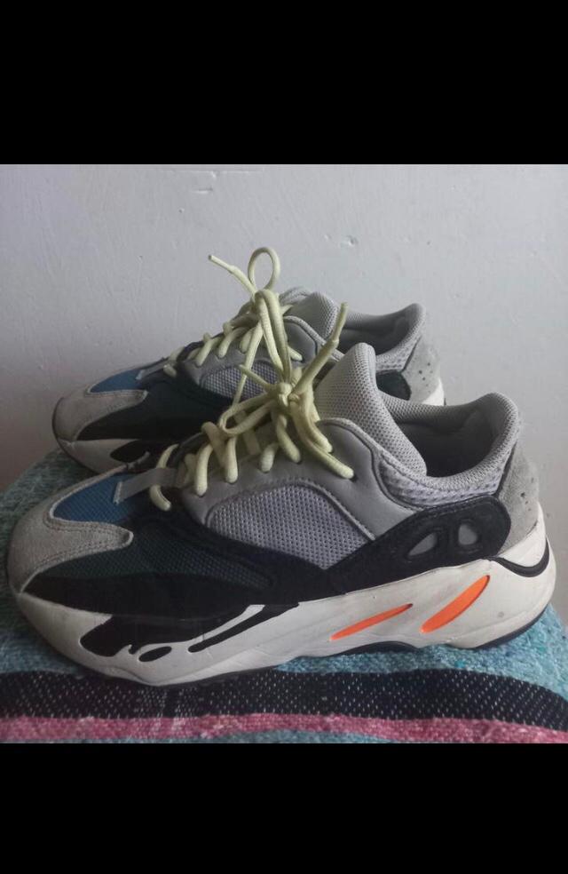Adidas Yeezy boost 700 V1 wave runner, Kleding | Heren, Schoenen, Ophalen of Verzenden, Nieuw, Overige kleuren
