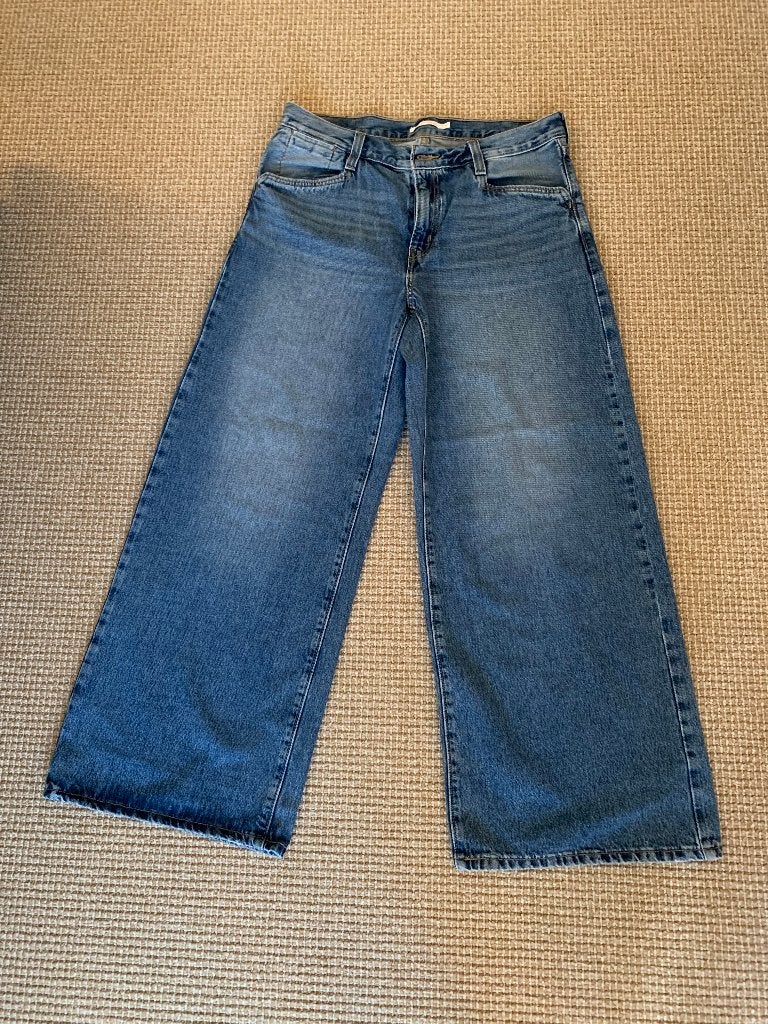 Levi's jeans baggy wide leg W31 L31, Ophalen, Blauw, Zo goed als nieuw, W30 - W32 (confectie 38/40)