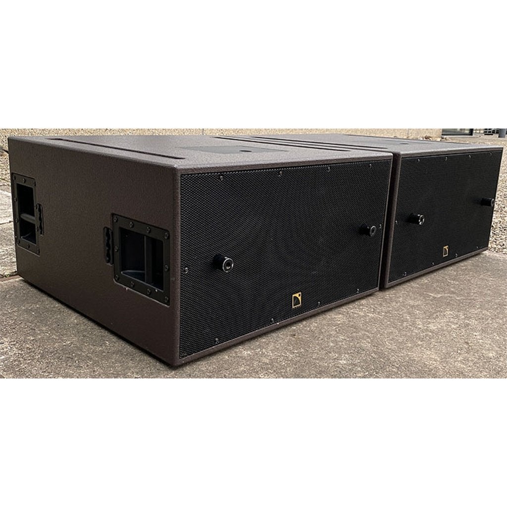 L'acoustics sb118 subs in flightcases, Gebruikt, Overige typen, Ophalen of Verzenden, L'acoustics