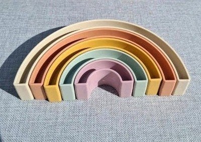 Regenboog decoratie / speelgoed, Ophalen, Zo goed als nieuw, Knutselen