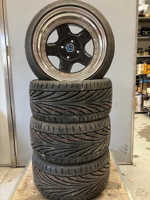 Nieuwe Toyo Proxes met 3-delige Ford velgen 245/35/16, Auto-onderdelen, 245 mm, 16 inch, Nieuw, Band(en)