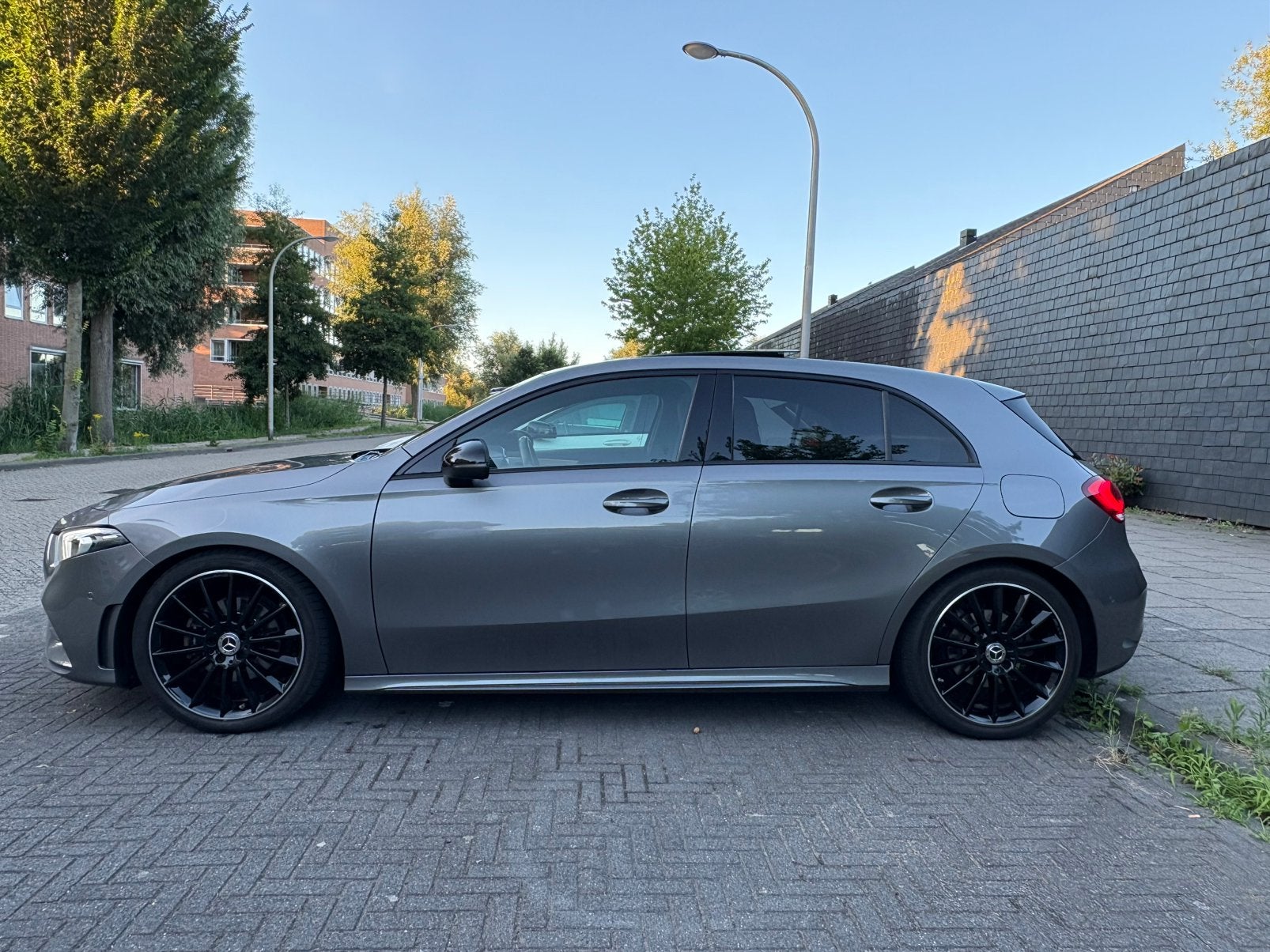 Mercedes A200 PANO NIGHT EDITION 163PK AUT, Auto's, 4 cilinders, 163 pk, Particulier, 1600 kg