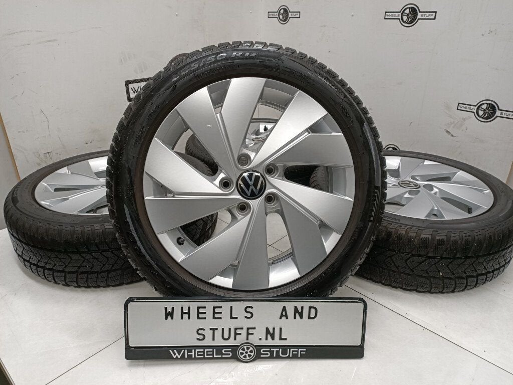 VW Golf Lichtmetalen velgen 17"inch winterbanden 5x112, Auto-onderdelen, Ophalen, Gebruikt, 17 inch, Banden en Velgen
