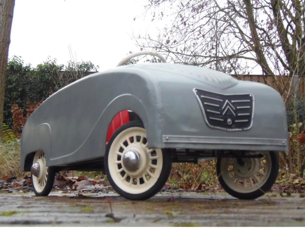 Citroën 2cv 2pk trapauto, Antiek en Kunst, Ophalen