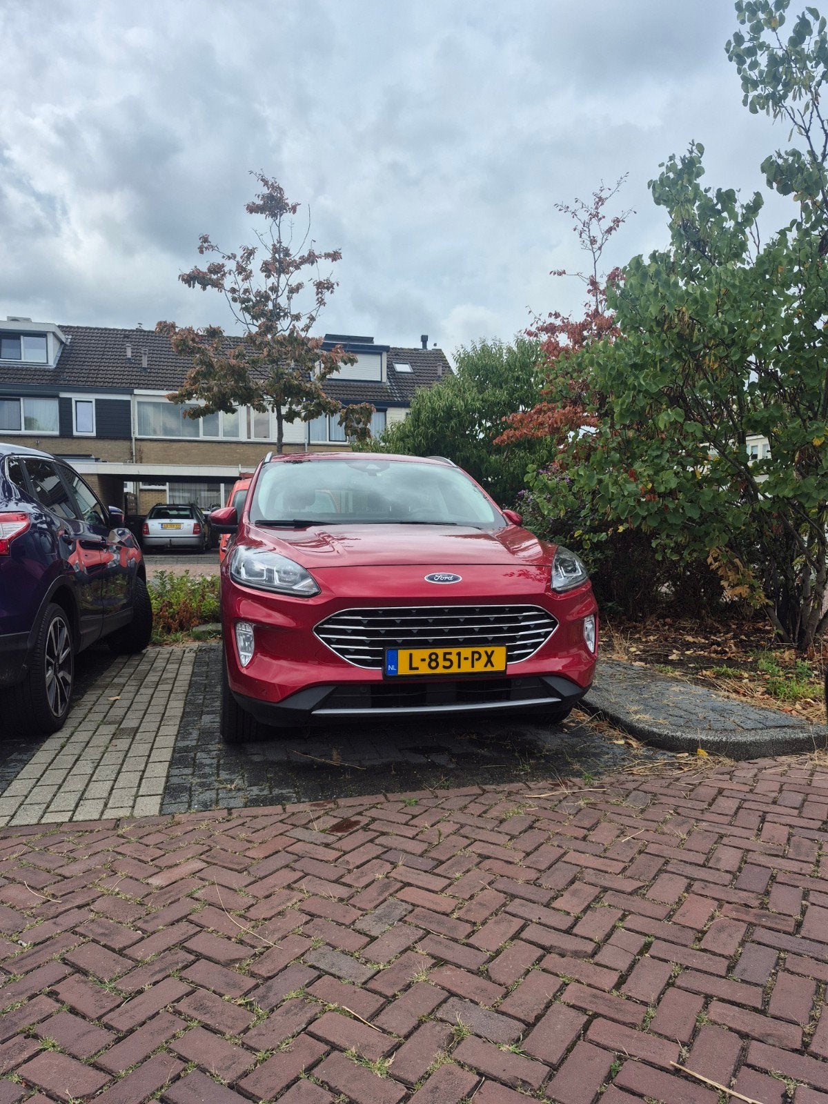 Ford Kuga 2.5 Phev E-cvt 225pk met garantie, Auto's, Lichtsensor, 152 pk, Kuga, 1744 kg