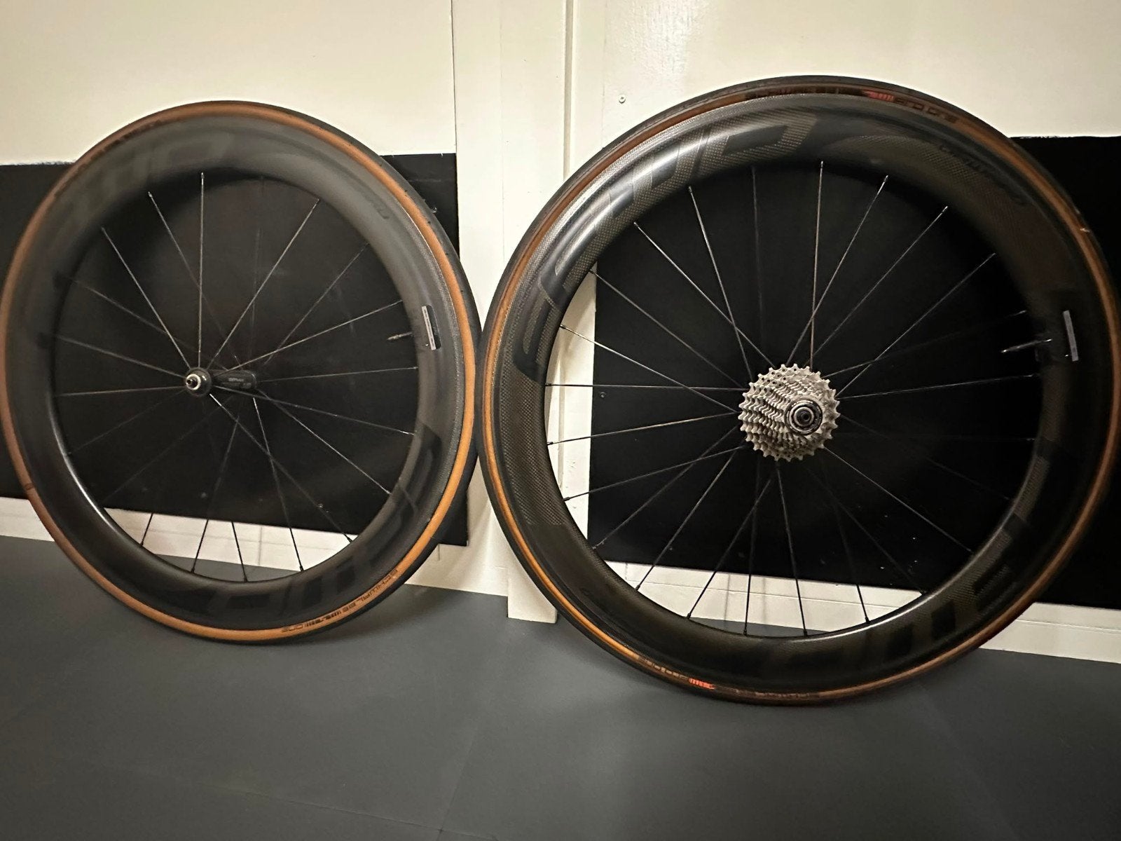 FFWD F6R Carbon Wielset met Schwalbe One Banden, Wiel, Gebruikt, Ophalen of Verzenden, FFWD