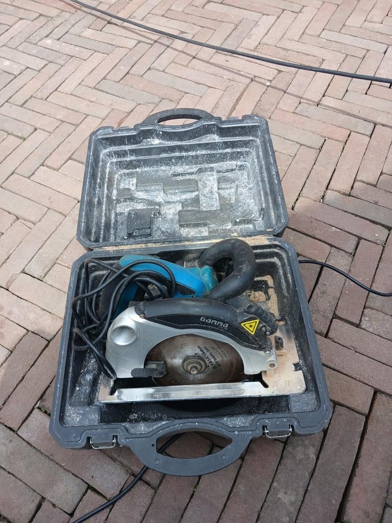 Diverse zaagmachines en schuurmachine, Ophalen, Gebruikt, Cirkelzaag, Gamma, Powerplus