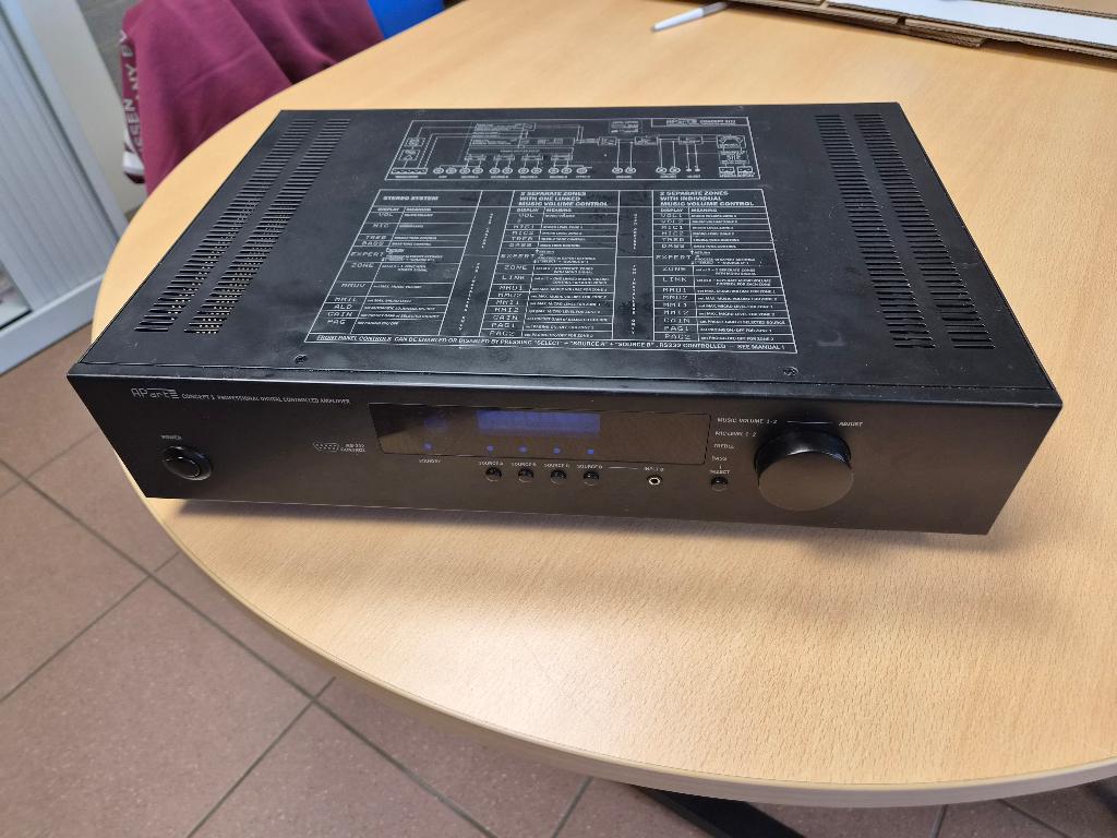 Versterker amplifier apartE concept 1 T, Ophalen of Verzenden, Gebruikt
