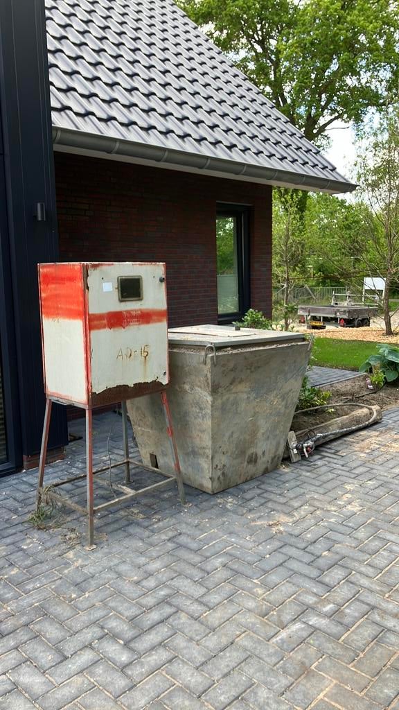 Bouwkast en waterput, Ophalen, Gebruikt