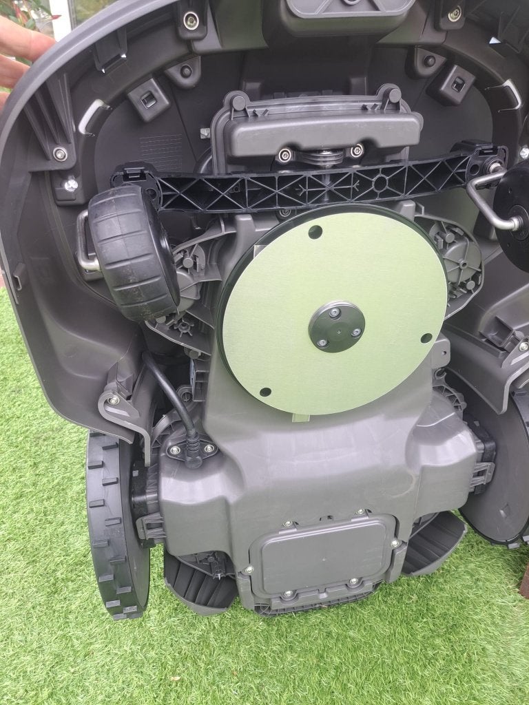 Foto 6 van Nazomeractie Automower 450V NERA AI  Nieuw €3749,- incl. btw