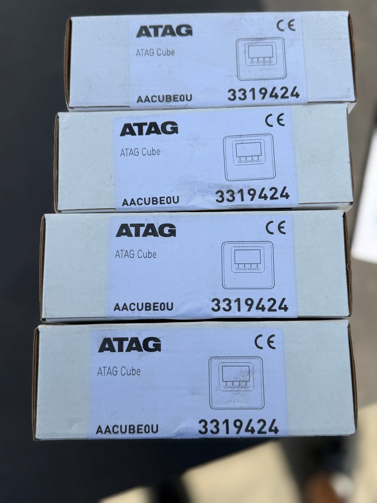 4 st ATAG Cube ruimte thermostaat- Nieuw in doos, Doe-het-zelf en Verbouw, Ophalen of Verzenden, Slimme thermostaat, Nieuw